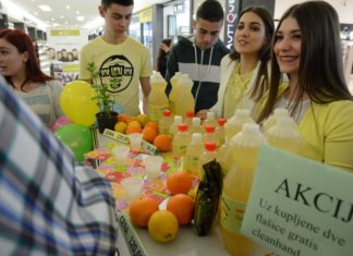 Srednjoškolci jugoistočne Srbije odmeravaju preduzetničke snage u Nišu Probajte proizvode učeničkih kompanija u Nišu