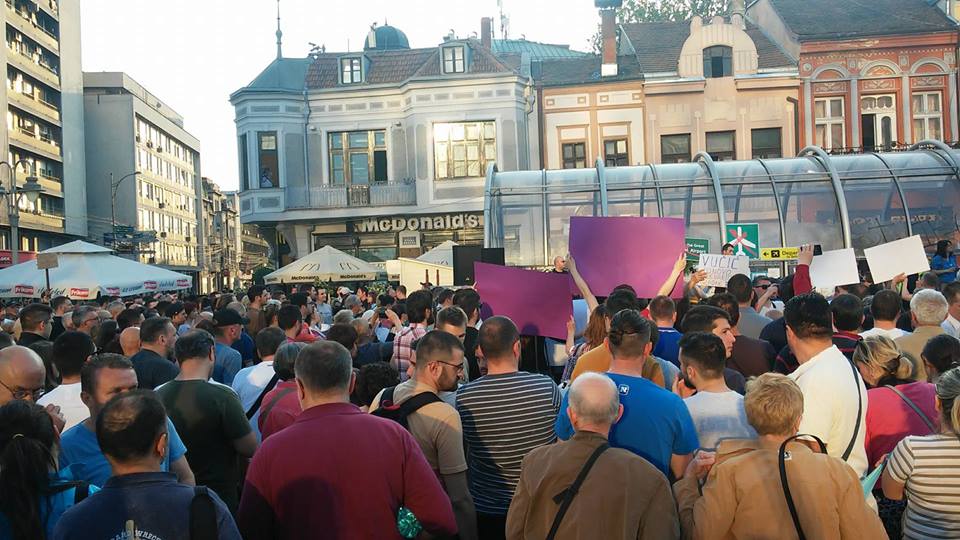 Protest na Trgu kralja Milana; Foto: Naissus Info