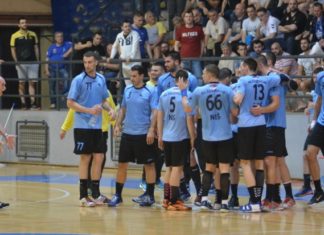 Želja nemilosrdna u plej-ofu, u Nišu pao i pančevački Dinamo PLEJ-OF SUPERLIGE ZA RUKOMETAŠE: ŽELEZNIČAR-DINAMO 30:25 (16:12)