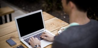 Tesla Info Kup: Regionalno takmičenje učenika u informatici u Nišu Takmičenje iz informatike