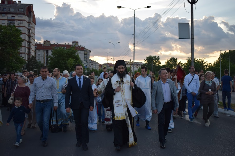 Svečana litija u čast Svetog Vasilija Ostroškog u Nišu; Foto: Eparhija niška