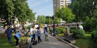 Radnici Doma zdravlja Niš uređuju zelenilo oko 67 zdravstvenih stanica Prolećna akcija uređivanja zelenih površina ispred Doma zdravlja Niš