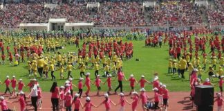 Ponos Niša: Naša mladost i radost napunila stadion Čair "Plesom do znanja i zdravlja" na stadionu Čair; Foto: Jelena Veljković