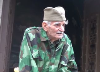 Deda Đorđe – čuvar Zejtinlika napunio 90 godina Đorđe Mihailović, čuvar srpskog vojničkog groblja u Solunu