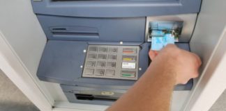 Rumun opelješio bankomate u Nišu i drugim gradovima Srbije Bankomat; Ilustracija