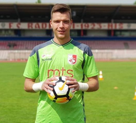 FK Radnički Niš - Saša Stojanović je produžio ugovor sa Radničkim na još  godinu dana.