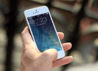 Novi predlog zakona: Bez mobilnih telefona u školama, kazne i do 100.000 dinara mobilni
