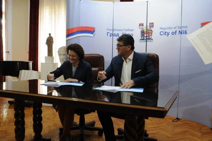 Potpisivanje memoranduma; Foto: Grad Niš