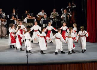 Godišnji koncert AFA „Oro“ povodom Dana studenata Akademski folklorni ansambl „Oro“