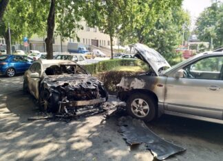 Ponovo gore automobili: Sumnja se da je „mercedes“ zapaljen, vatra zahvatila i susedni „hjundai“