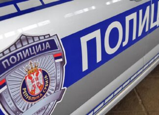Vozač izgubio kontrolu nad vozilom i sleteo s puta kod Bele Palanke čačanin