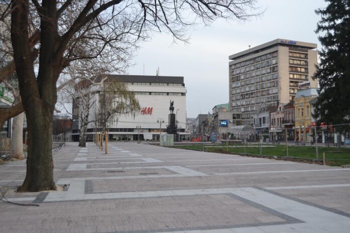 Vlada Srbije saopštila je da će zabrana kretanja