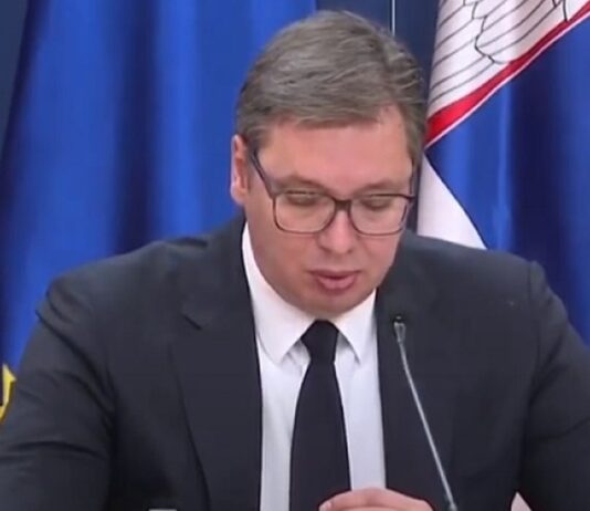 Vučić: Policija se ponašala dostojanstveno. Građani najavljuju protest i u Nišu prve vakcine