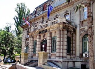 Nepotpisana pitanja su kukavički čin, demokratski je da se pogledamo u oči -gradonačelnica Niša poručuje protestantima sajt grada