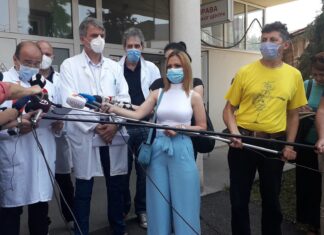Oglasio se KC Niš: 74 pacijenta pozitivna na koronu, petoro na respiratorima kc niš