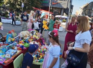 Humanitarni bazar: Nišlije prikupile 242.200 dinara za Lanu, Minju i Olivera humanitarni bazar