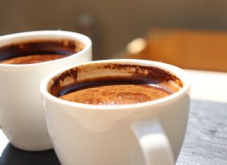 Međunarodni dan kafe obeležavamo danas: Sa kim najviše volite da je pijete? međunarodni dan kafe