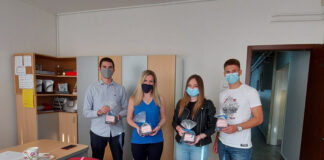 Oko hiljadu učenika iz sedam niških osnovnih škola dobilo zaštitne maske u okviru humanitarne akcije „Za bezbrižno školovanje“