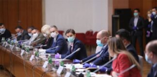 Nema ublažavanja mera, deca u školu na ocenjivanje – odlučio Krizni Štab krizni štab