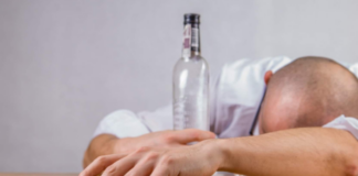 Šta je alkoholizam, kakve posledice izaziva, koji su simptomi, i kako ga lečiti? alkoholizam