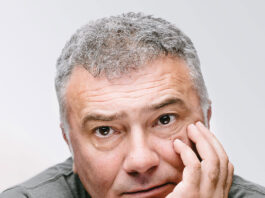 Dejan Cicmilović – Put posut daskama koje život znače