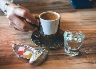 Poskupela kafa, alkohol, cigarete i naftni derivati… priprema domaće kafe