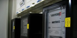 Od 5.000 domaćinstava u Nišu koja su godinama bez struje, na elektromrežu priključeno 130 štelovao brojilo