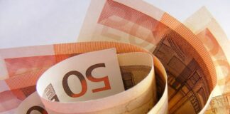 Za finansijsku pomoć od 60 evra prijavilo se više od četiri miliona građana 60 evra