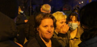 Umesto gradskih stanova porodicama čije su barake izgorele u požaru po 250.000 dinara porodice požar