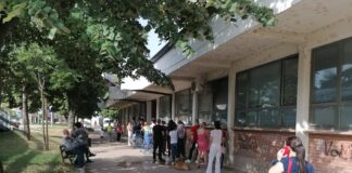 Redovi za izdavanje ličnih dokumenata u Nišu, još veći problem zakazivanje preko e-uprave e uprave