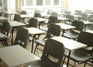 Srednjoškolci u Nišu od ponedeljka prelaze na onlajn nastavu onlajn