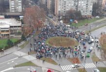 Nakon protesta u Nišu policija legitimisala novinarku „Južnih vesti“, najavili prekršajnu prijavu