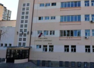 Tribina o trgovini ljudima u Gimnaziji „Svetozar Marković“ u Nišu