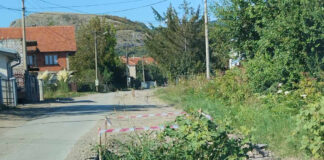 Žitelji Rujnika pokrenuli peticiju za posipanje puta od Gornjeg Komrena do Rujnika. Zbog svakodnevne obustave saobraćaja od 9 do 17 – otežano kretanje