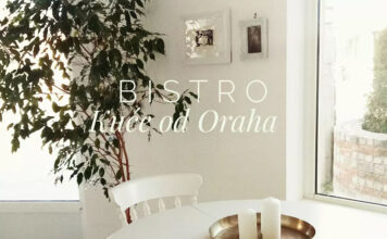 Bistro kuće od oraha Bistro kuće od oraha
