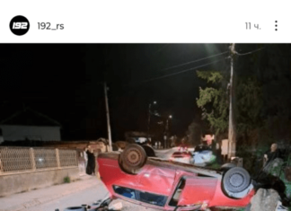 Automobil se prevrnuo na krov u Borskoj ulici u Nišu