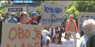 Građani blokirali Bulevar Zorana Đinđića: Grad hoće da nam otme kuće i placeve