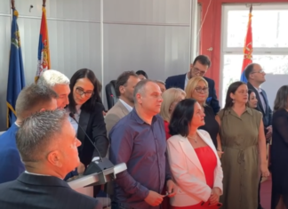 Niška opozicija zauzela govornicu u Skupštini grada, tvrdi da SNS nema većinu