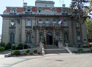 Grad Niš rebalansom opredelio novac za isplatu četvrtine zaostalih plata radnicima propalih firmi