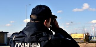 Granična policija pronašla 28 migranata u kombiju kod Pirota granična policija