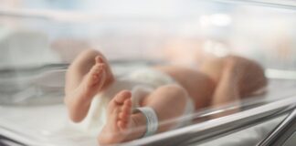 Neda i Vasilije prve bebe rodjene 2025. godine u Nišu