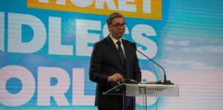 Vučić najavljuje: Za Nišlije besplatni udžbenici od prvog do osmog razreda i gradski prevoz
