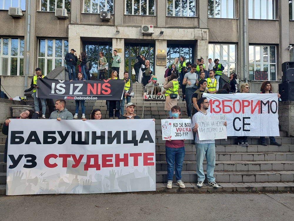 protest trg kralja milana 2