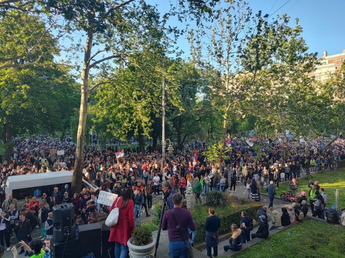 protest trg kralja milana protest trg kralja milana