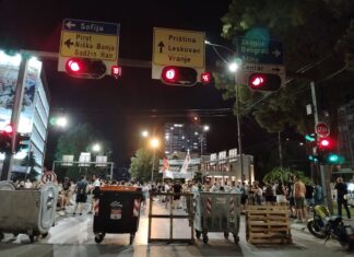 Uklonjene blokade u Nišu blokada raskrnice