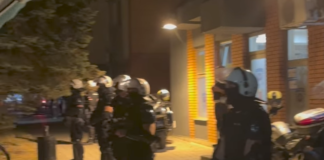 NGS: Policija tukla nekoliko učesnika blokade u Nišu, mladiću pendrecima i pesnicama naneli povrede rebara