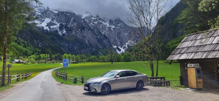 TripCom Slovenia Private Transfers