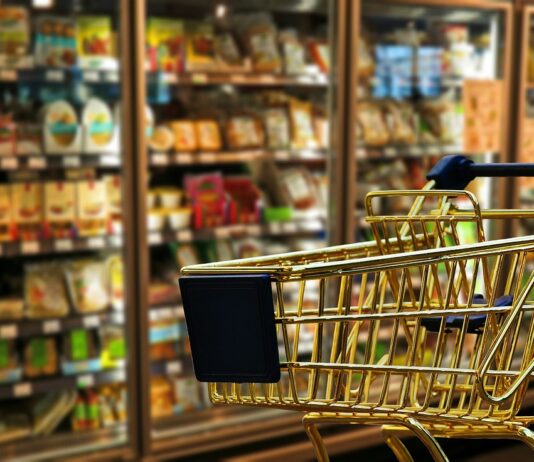 RZS: Potrošačke cene u aprilu u odnosu na prošlu godinu povećane 3,3 odsto supermarket