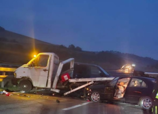 Tri osobe povređene u sudaru dva automobila i kamiona