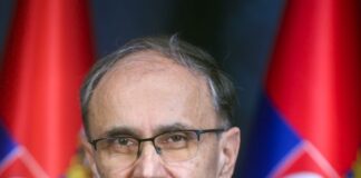 Macut sa predstavnicima Univerziteta u Nišu o uslovima za početak nove školske godine